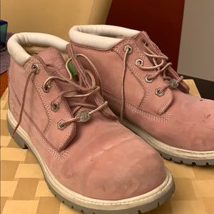 Women’s pink timberland